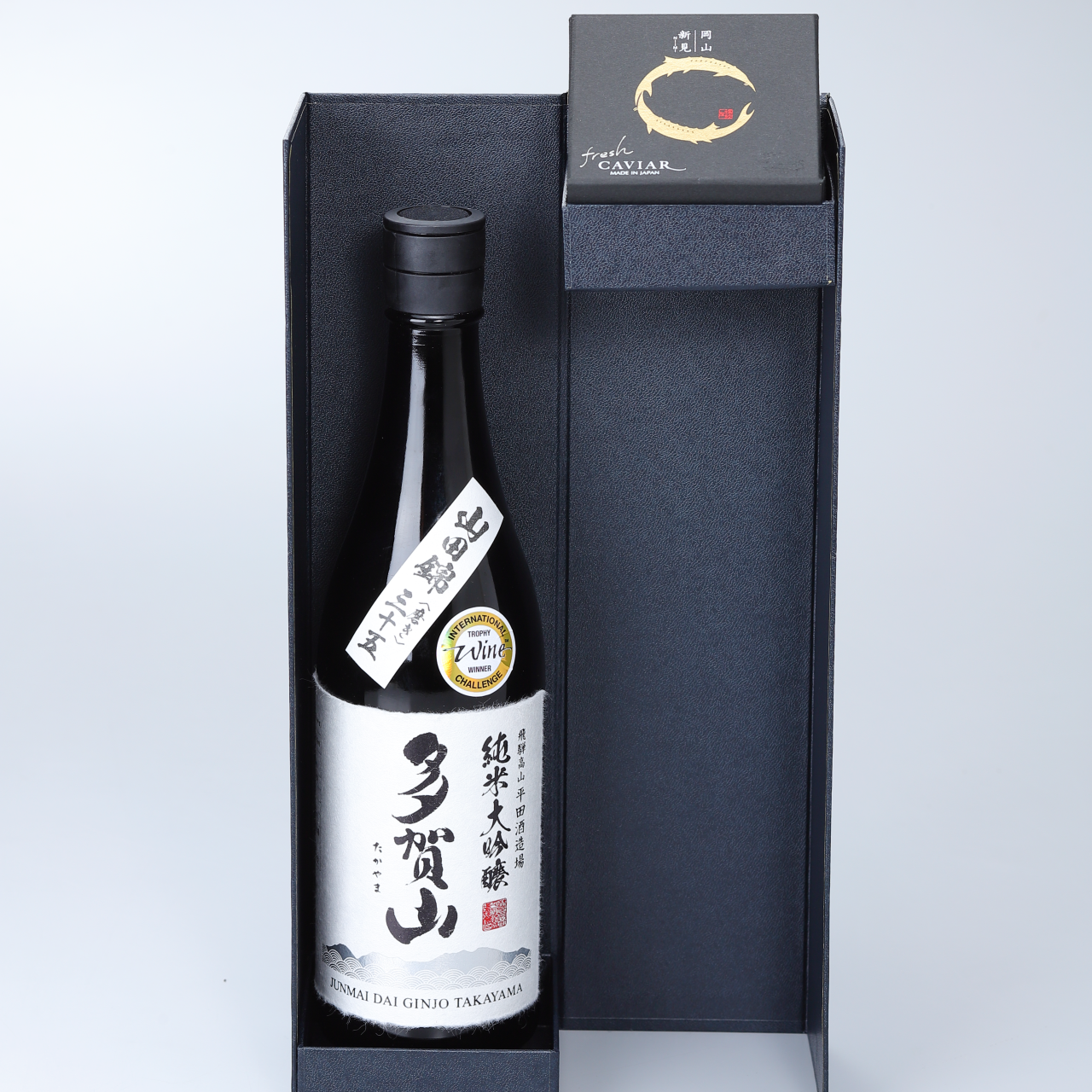 平田酒造場「純米大吟醸 多賀山」×蝶鮫屋「新見フレッシュキャビア」のセット【冷凍便】